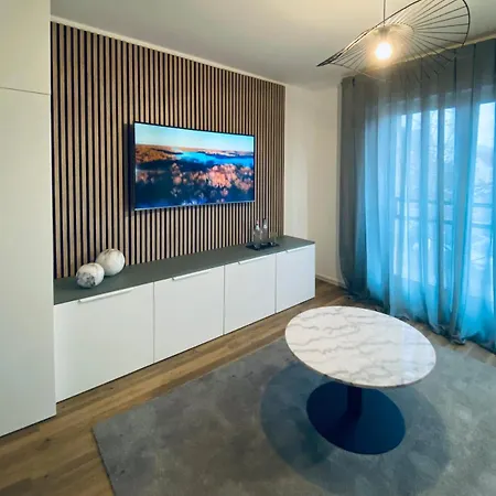 Galerie 466 Apartment
